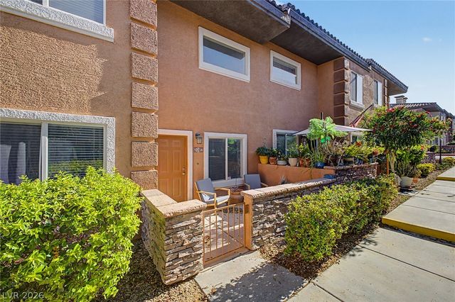 10514 Gold Shadow Avenue, Las Vegas, NV 89129