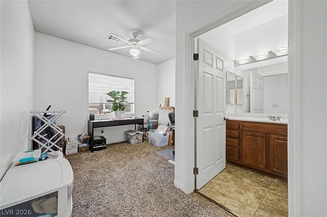 10514 Gold Shadow Avenue, Las Vegas, NV 89129