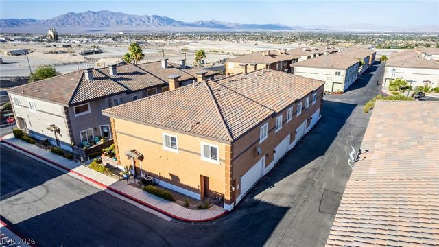 10514 Gold Shadow Avenue, Las Vegas, NV 89129