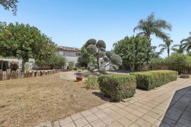 1241 E Street, Ramona, CA 92065