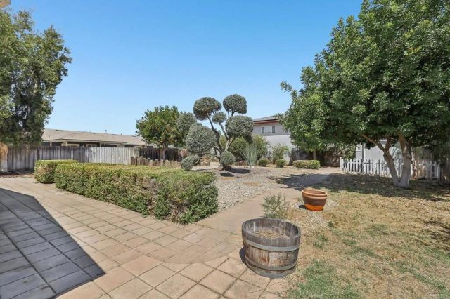 1241 E Street, Ramona, CA 92065