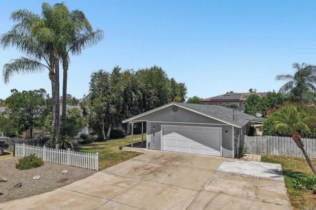 1241 E Street, Ramona, CA 92065
