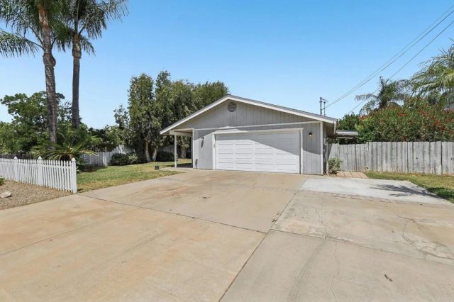 1241 E Street, Ramona, CA 92065