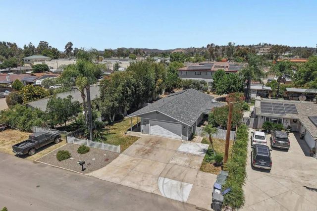 1241 E Street, Ramona, CA 92065