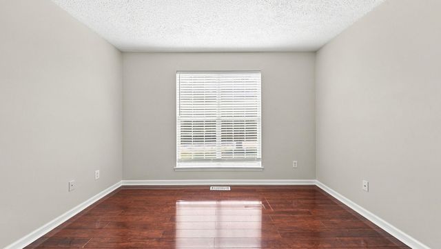 6179 Pringle Drive, Ooltewah, TN 37363