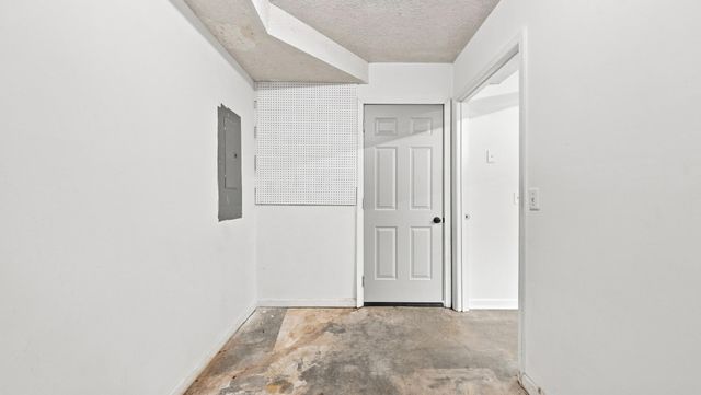 6179 Pringle Drive, Ooltewah, TN 37363