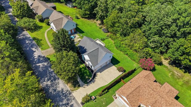6179 Pringle Drive, Ooltewah, TN 37363