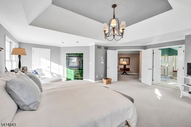 24 Vista Dr, Mount Olive Twp., NJ 07836