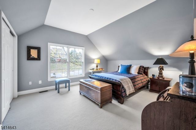 24 Vista Dr, Mount Olive Twp., NJ 07836