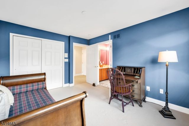 24 Vista Dr, Mount Olive Twp., NJ 07836