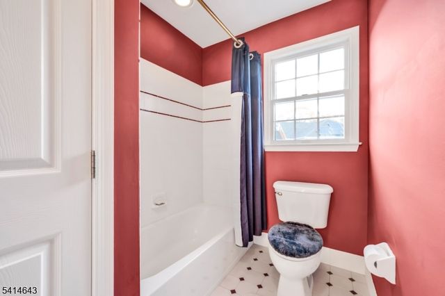 24 Vista Dr, Mount Olive Twp., NJ 07836