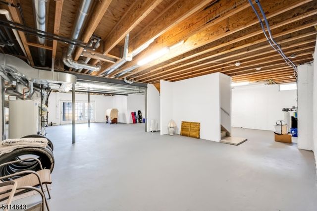 24 Vista Dr, Mount Olive Twp., NJ 07836