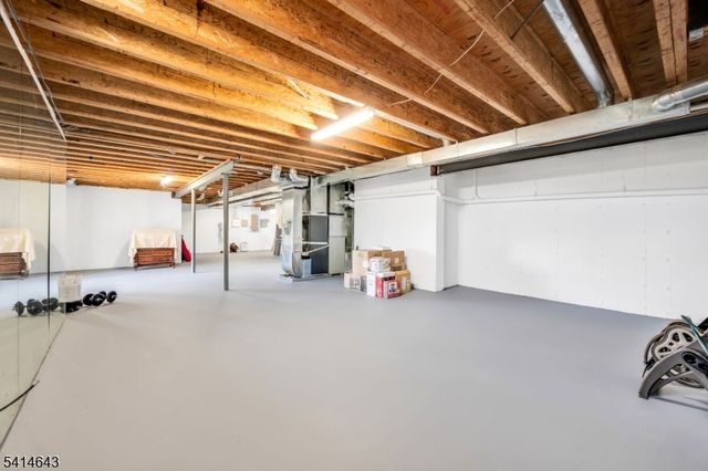 24 Vista Dr, Mount Olive Twp., NJ 07836