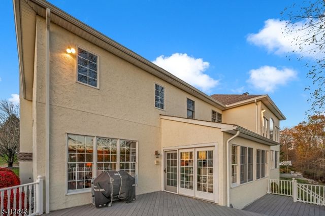 24 Vista Dr, Mount Olive Twp., NJ 07836