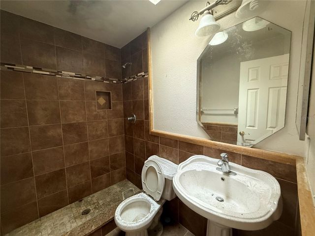5710 JOYCE STREET, Orlando, FL 32839