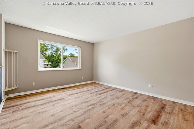 34 Lower Falls Estates, St Albans, WV 25177