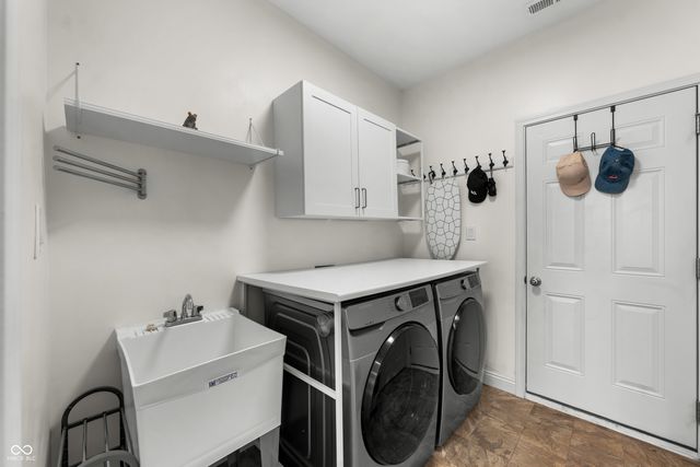 8771 N Brookside Boulevard, Mccordsville, IN 46055