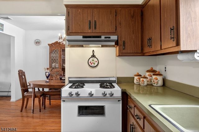 162 Dundee Ave, Paterson City, NJ 07503