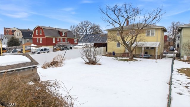 162 Dundee Ave, Paterson City, NJ 07503