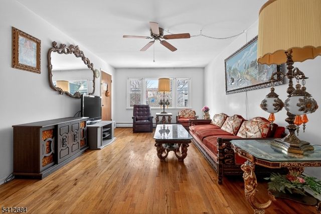 162 Dundee Ave, Paterson City, NJ 07503