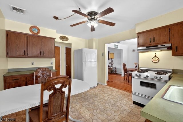 162 Dundee Ave, Paterson City, NJ 07503