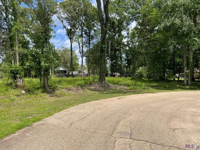 10911 Suncrest Ave, Baton Rouge, LA 70818