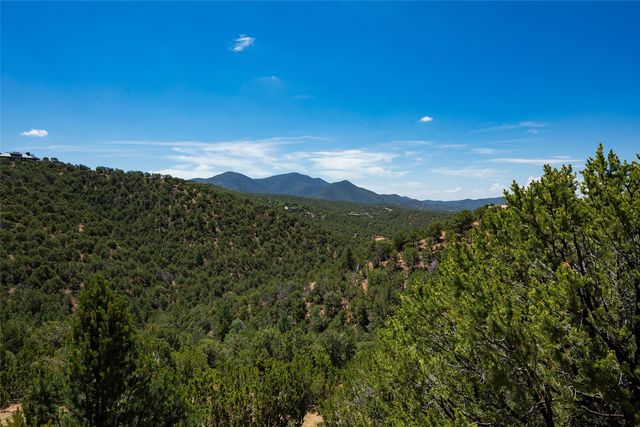1233 N Summit Drive, Santa Fe, NM 87501