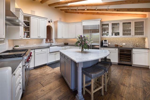 1233 N Summit Drive, Santa Fe, NM 87501