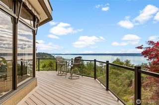 1919 SW Cove Point Road, Burien, WA 98146