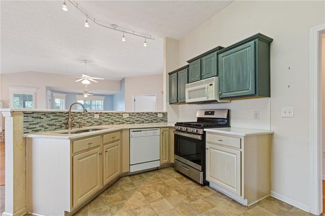 112 Clubhouse Drive, Jefferson, GA 30549