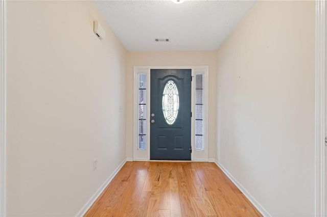 112 Clubhouse Drive, Jefferson, GA 30549