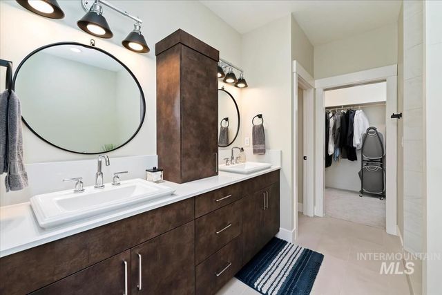 1199 W Ultar Dr, Nampa, ID 83686