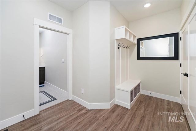 1199 W Ultar Dr, Nampa, ID 83686