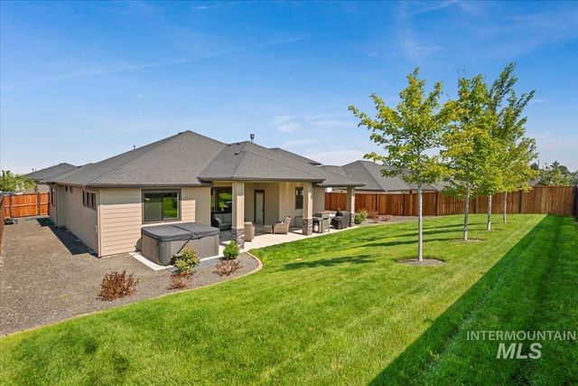 1199 W Ultar Dr, Nampa, ID 83686