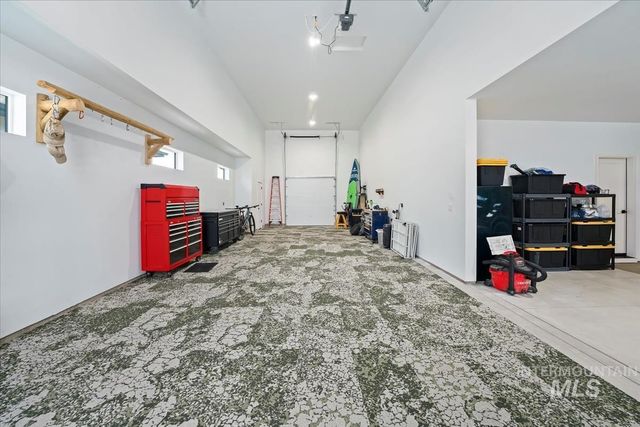 1199 W Ultar Dr, Nampa, ID 83686