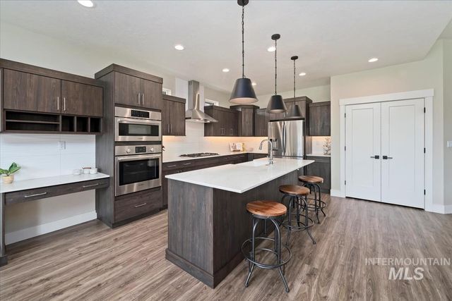 1199 W Ultar Dr, Nampa, ID 83686