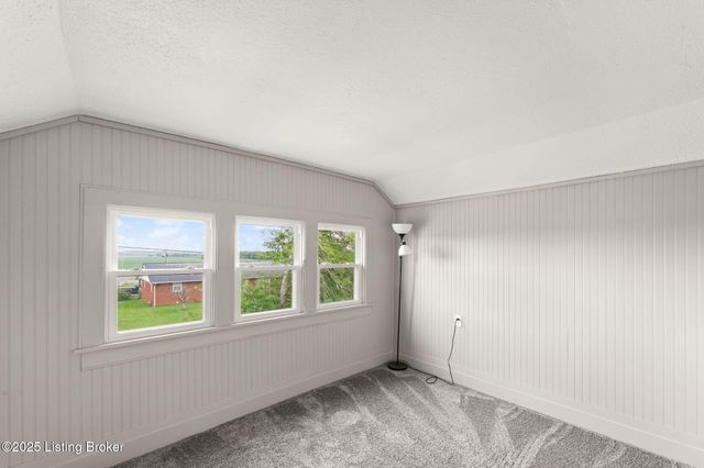 303 E Fourth St, Smiths Grove, KY 42171