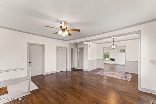 303 E Fourth St, Smiths Grove, KY 42171