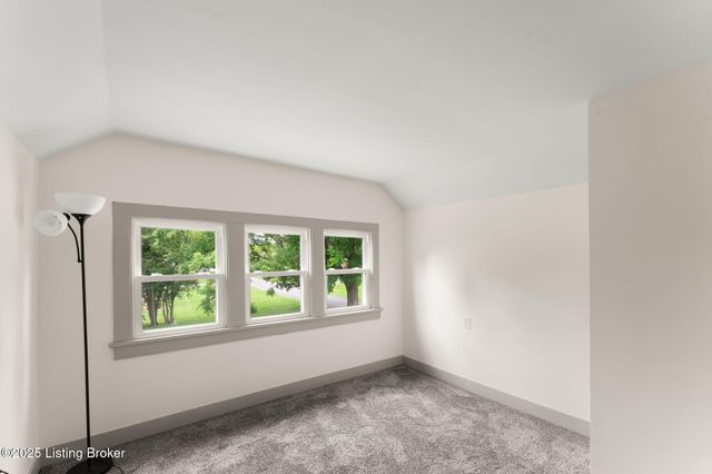 303 E Fourth St, Smiths Grove, KY 42171