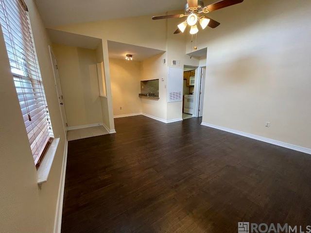 2201 Houma Blvd #306, Metairie, LA 70001