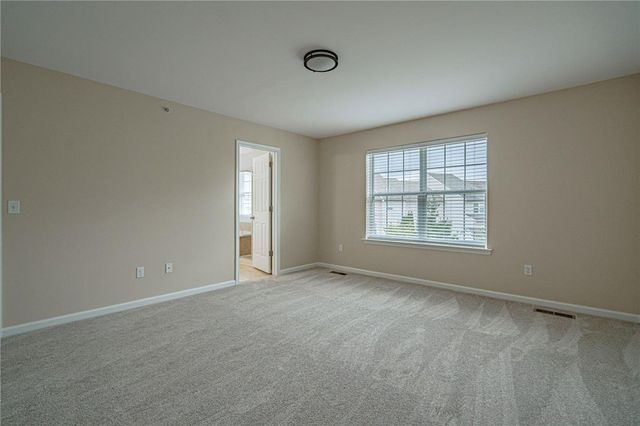 253 Milkweed Drive, Upper Macungie Twp, PA 18104