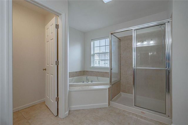 253 Milkweed Drive, Upper Macungie Twp, PA 18104