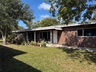 911 SW 15th Terrace 1, Fort Lauderdale, FL 33312