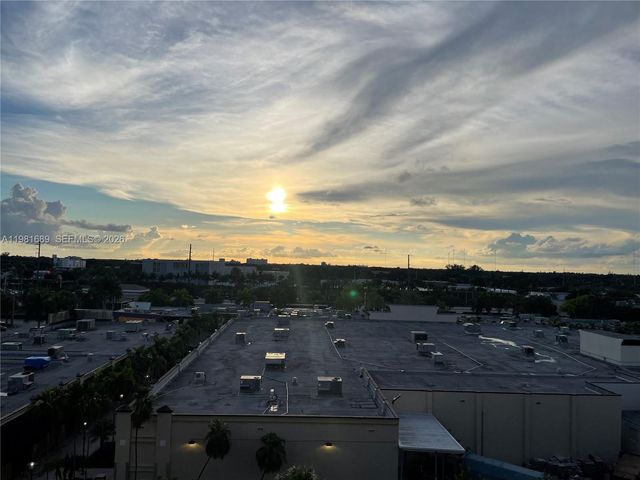 2775 NE 187th St 607, Aventura, FL 33180