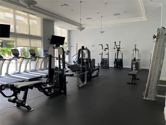 2775 NE 187th St 607, Aventura, FL 33180