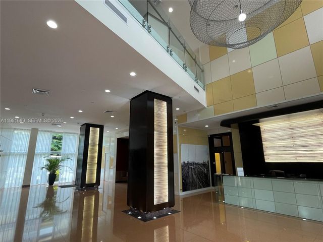 2775 NE 187th St 607, Aventura, FL 33180