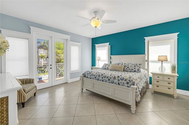 105 4TH STREET S, Bradenton Beach, FL 34217