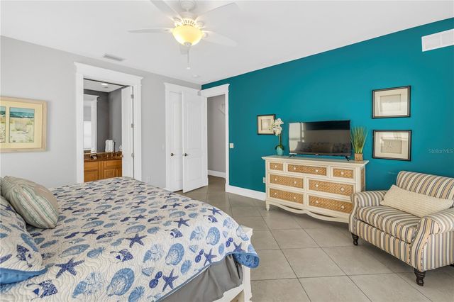 105 4TH STREET S, Bradenton Beach, FL 34217