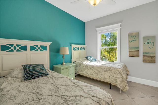 105 4TH STREET S, Bradenton Beach, FL 34217