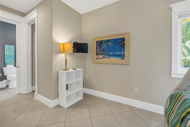 105 4TH STREET S, Bradenton Beach, FL 34217